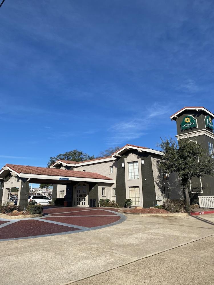 La Quinta Inn By Wyndham Tyler Exterior photo